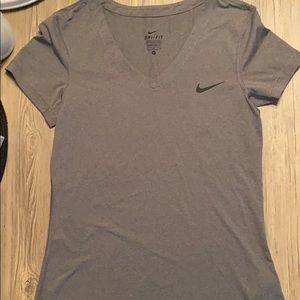 Nike short sleeve shirt